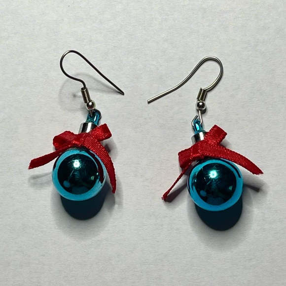 Metallic Light Blue Christmas Bulb Dangle Earrings with Red Bows on Hooks - Picture 2 of 2